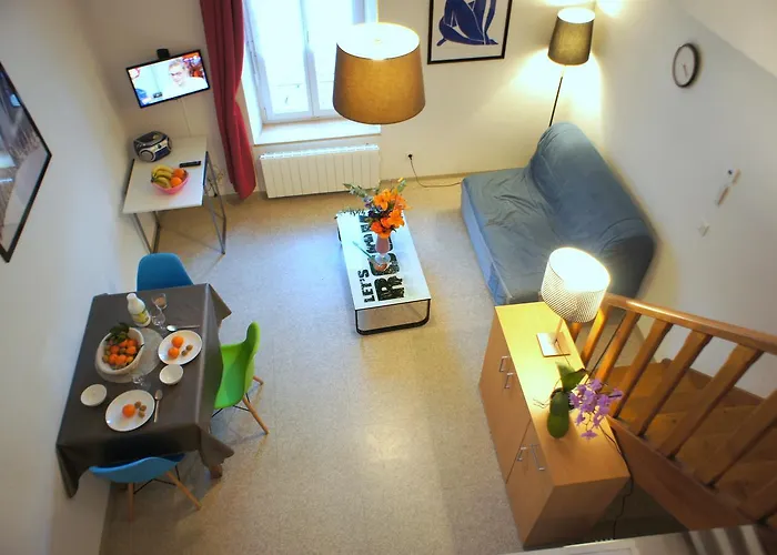 Le Petit Saint Jean - Residadigne 디뉴레뱅